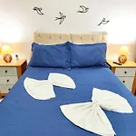 Renovated Studio At Copacabana Beach 604